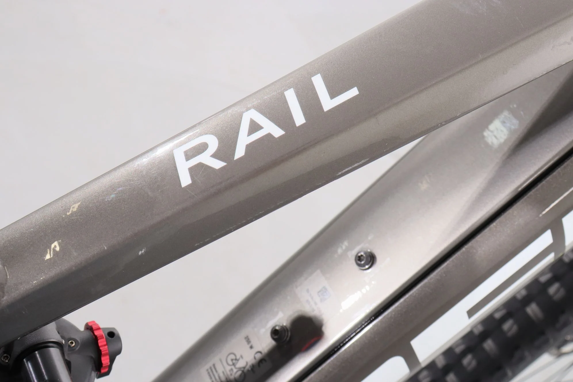 Trek Rail 7 - Image 12