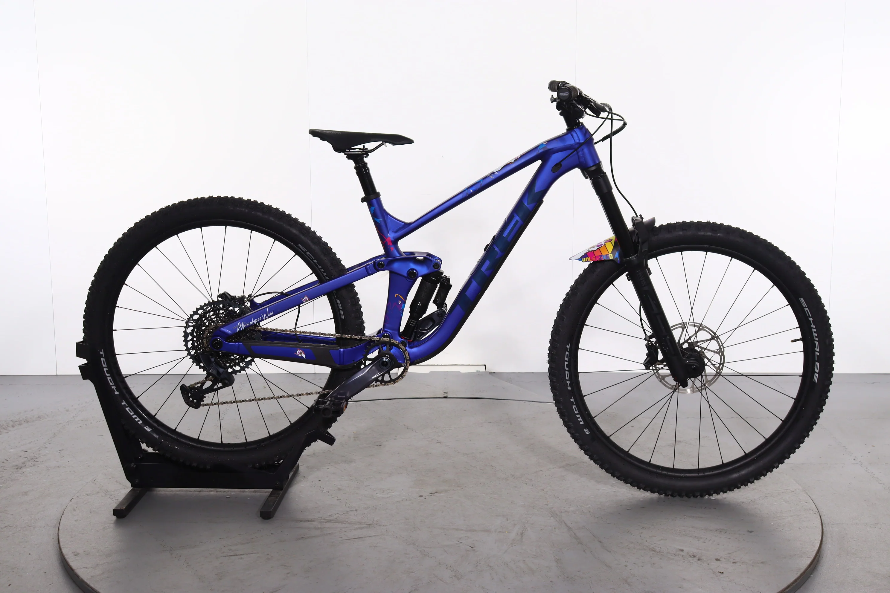 Trek Slash 8