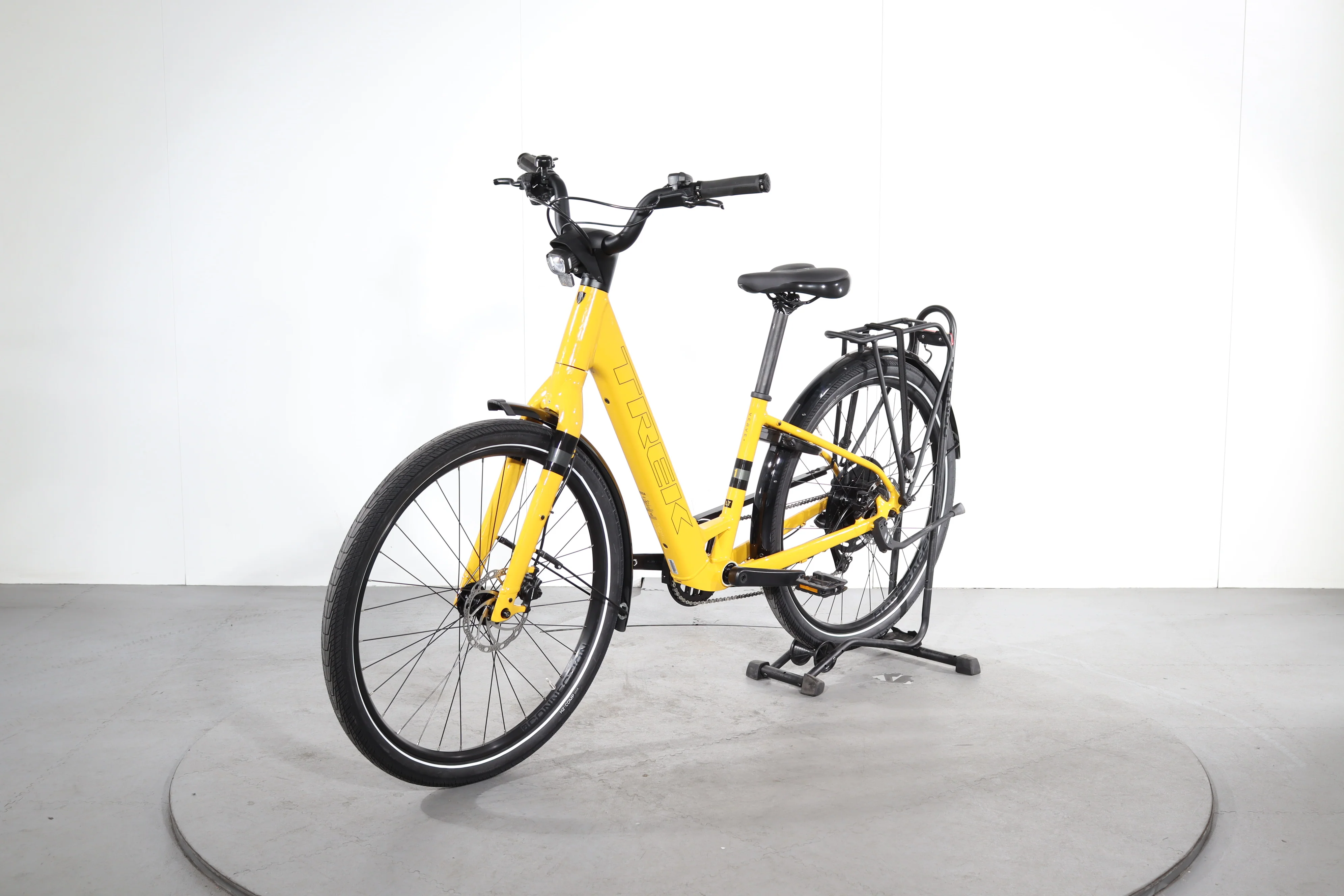 Trek Verve +1 Lowstep - Image 3