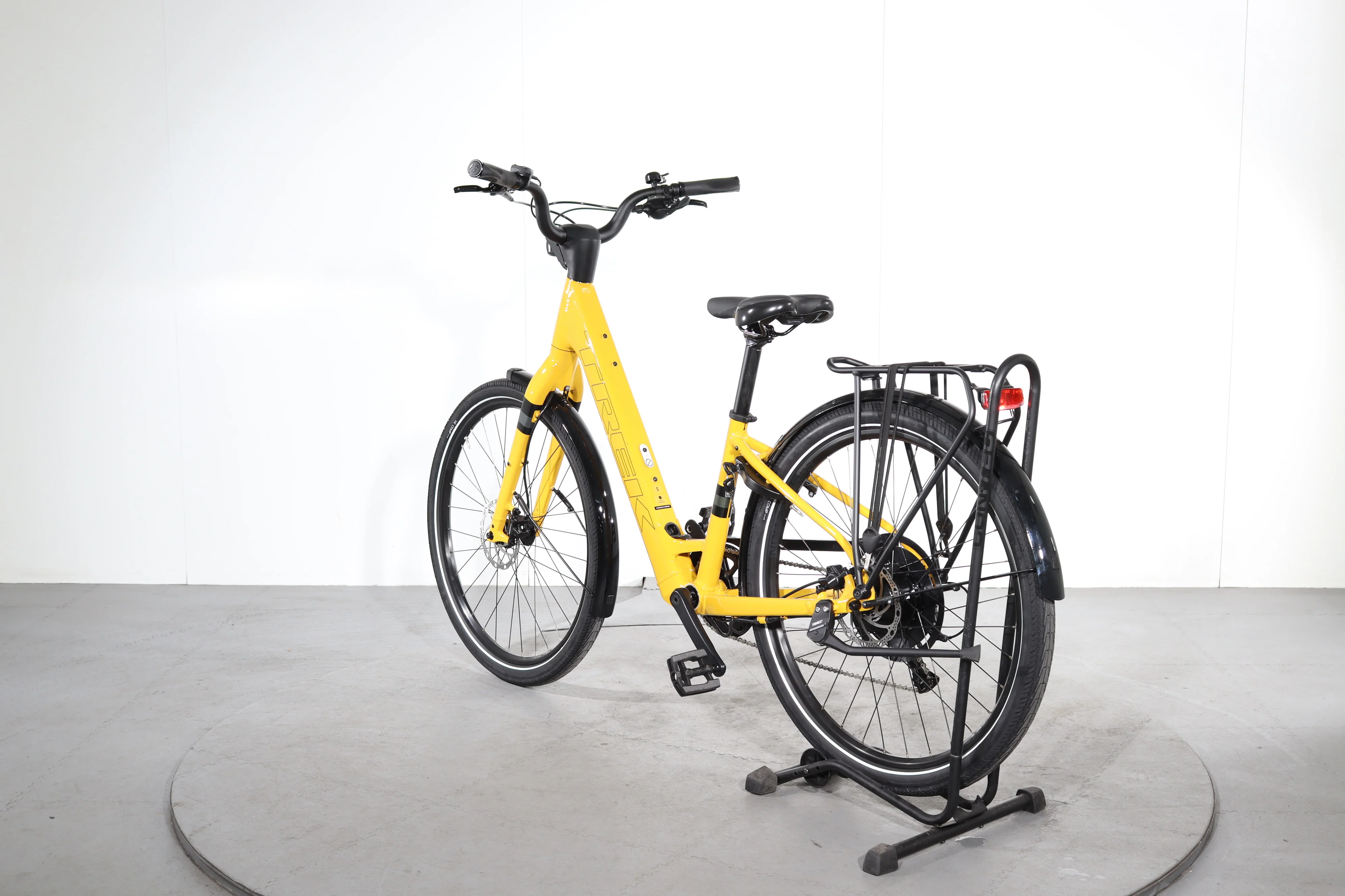 Trek Verve +1 Lowstep - Image 5