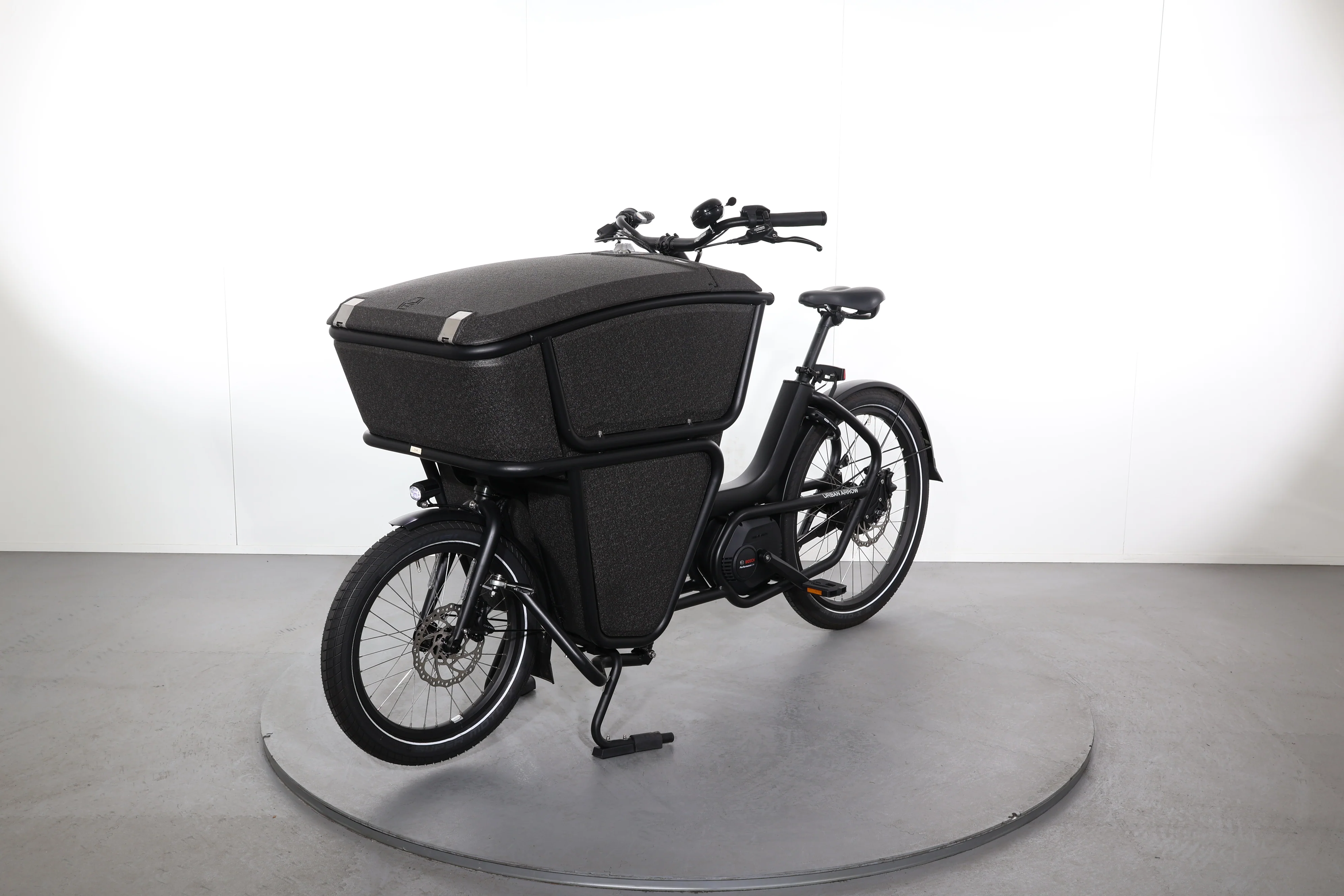 Urban Arrow Shorty Performance Essential - Image 3