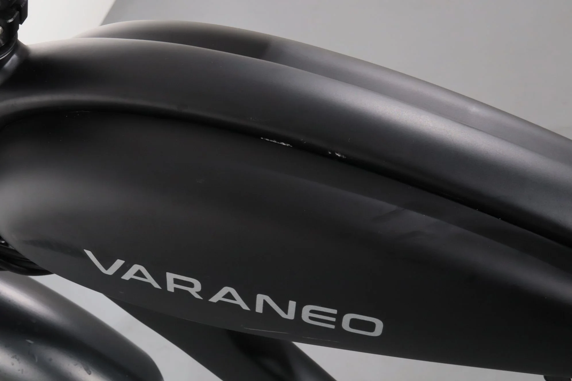 Varaneo Cafe Racer - Image 11